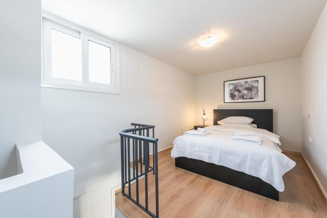 Traveler'S Dream 4 Brdm Renovated Penthouse Apartamento Atenas Exterior foto